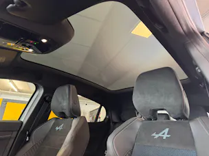 Renault RAFALE HYBRID E-TECH Atelier Alpine hyper hybrid E-Tech 4x4 300PS plug-in