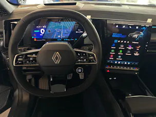 Renault RAFALE HYBRID E-TECH Atelier Alpine hyper hybrid E-Tech 4x4 300PS plug-in