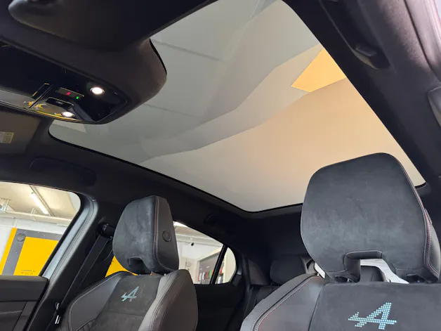 Renault RAFALE HYBRID E-TECH Atelier Alpine hyper hybrid E-Tech 4x4 300PS plug-in