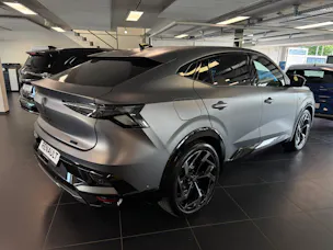 Renault RAFALE HYBRID E-TECH Atelier Alpine hyper hybrid E-Tech 4x4 300PS plug-in