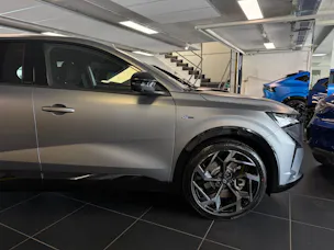 Renault RAFALE HYBRID E-TECH Atelier Alpine hyper hybrid E-Tech 4x4 300PS plug-in