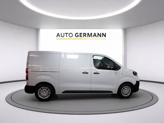 Vehicle image 6 Vehicle image 6