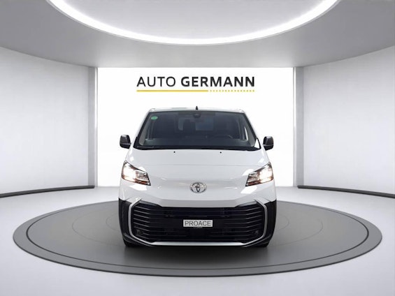 Vehicle image 4 Vehicle image 4