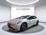 First vehicle image