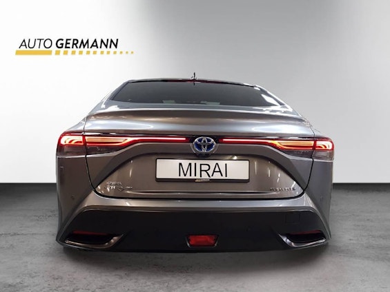 Vehicle image 5 Vehicle image 5