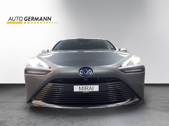 Vehicle image 4 Vehicle image 4