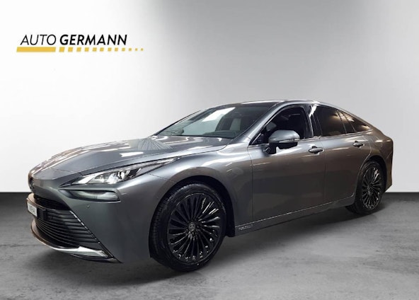 First vehicle image First vehicle image