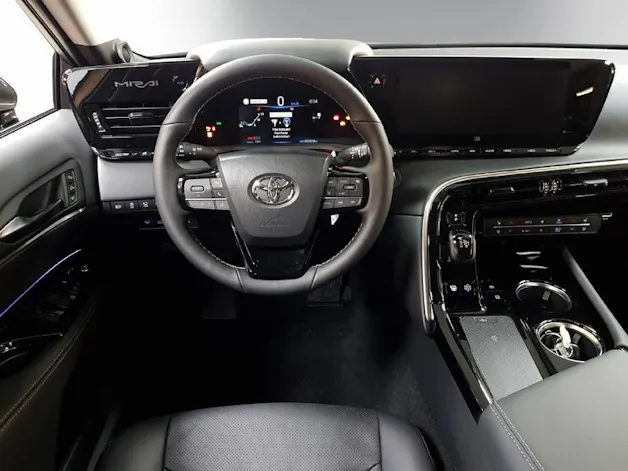 Toyota Mirai Fuel Cell Platinum 182