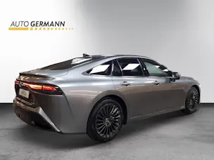 Toyota Mirai Fuel Cell Platinum 182