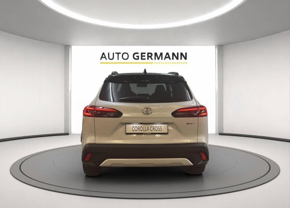 Vehicle image 5 Vehicle image 5