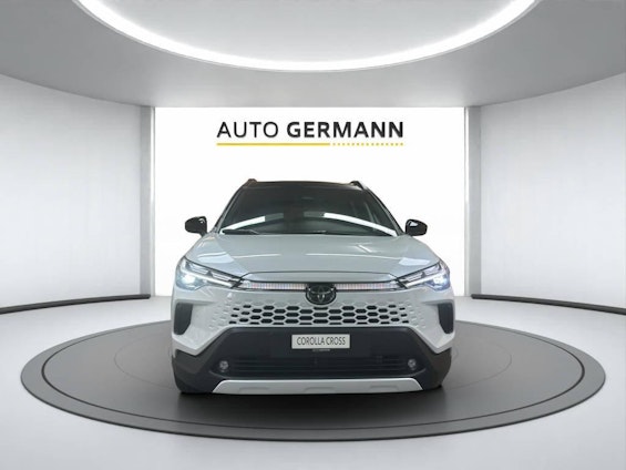 Vehicle image 4 Vehicle image 4