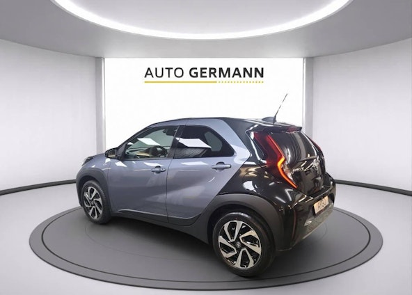 Vehicle image 1 Vehicle image 1