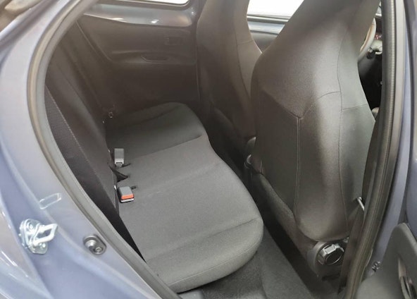 Vehicle image 10 Vehicle image 10