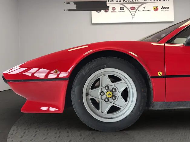 Ferrari FERRARI 208 GTB Turbo