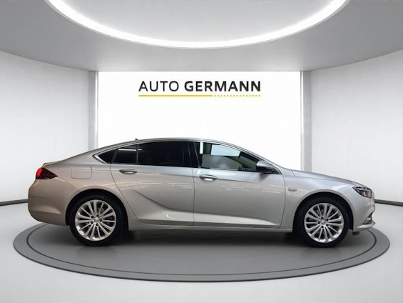 Vehicle image 6 Vehicle image 6