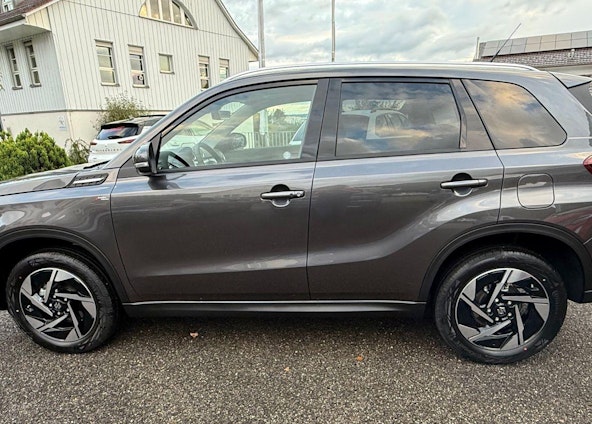 Vehicle image 2 Vehicle image 2