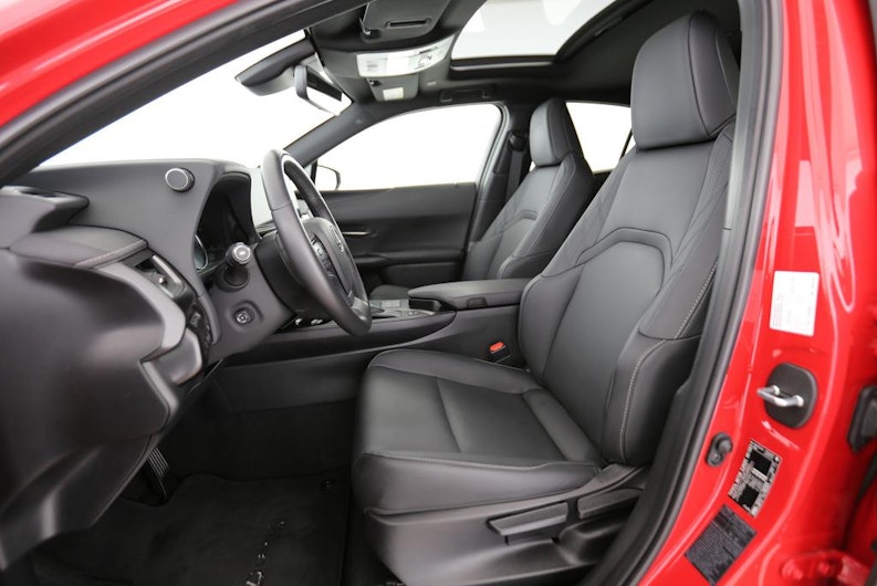 Vehicle image LEXUS UX