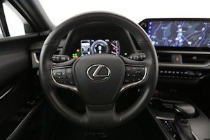 Vehicle image LEXUS UX 250h F-Line