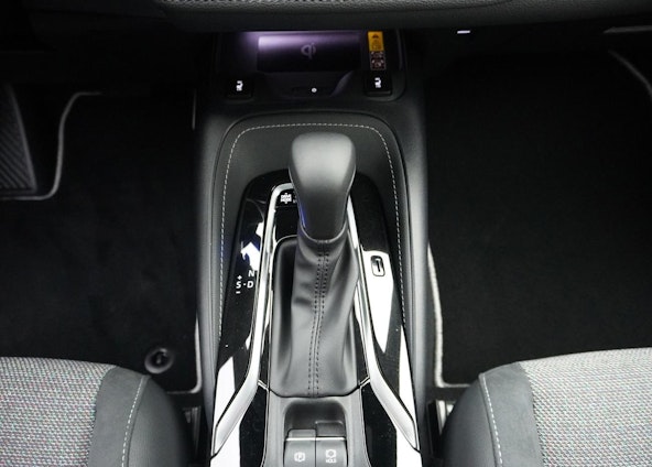 Vehicle image 14 Vehicle image 14