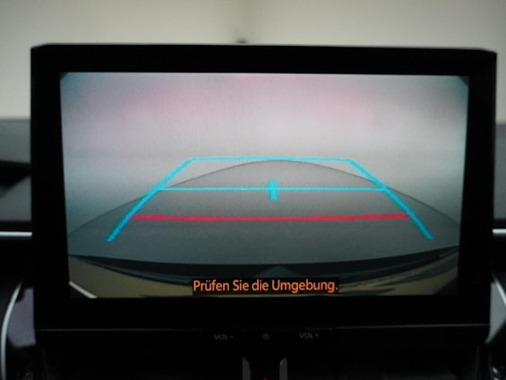 Vehicle image 16 Vehicle image 16