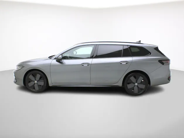 VW Passat Variant 2.0 TSI DSG R-Line 4Motion