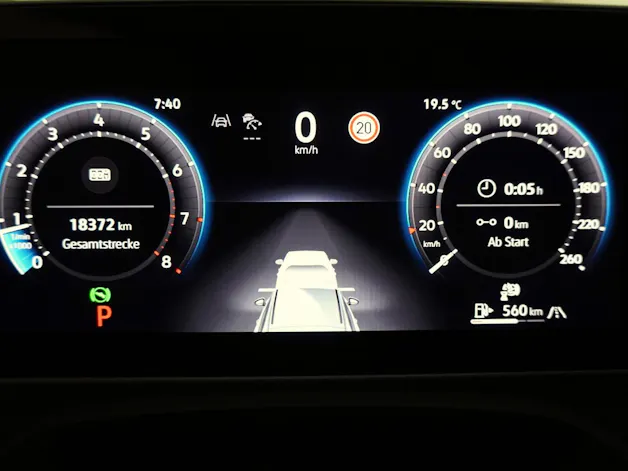 VW Passat Variant 2.0 TSI DSG R-Line 4Motion