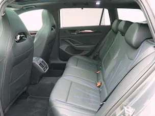 VW Passat Variant 2.0 TSI DSG R-Line 4Motion