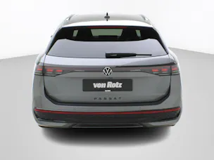 VW Passat Variant 2.0 TSI DSG R-Line 4Motion