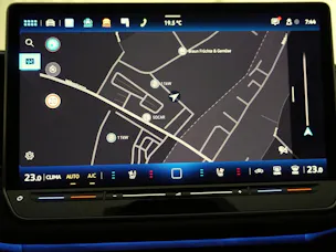 VW Passat Variant 2.0 TSI DSG R-Line 4Motion