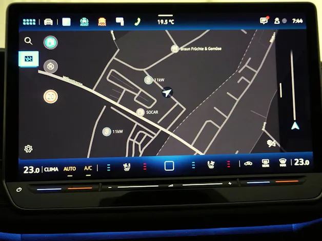 VW Passat Variant 2.0 TSI DSG R-Line 4Motion