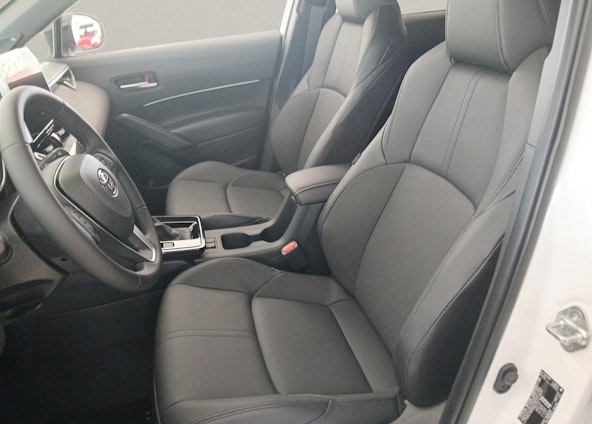 Vehicle image 8 Vehicle image 8