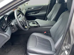 Toyota Mirai Fuel Cell Platinum 41635/000