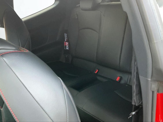 Vehicle image 8 Vehicle image 8