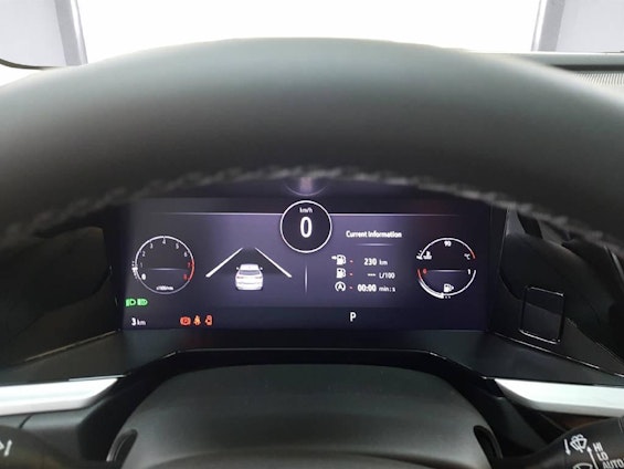 Vehicle image 9 Vehicle image 9