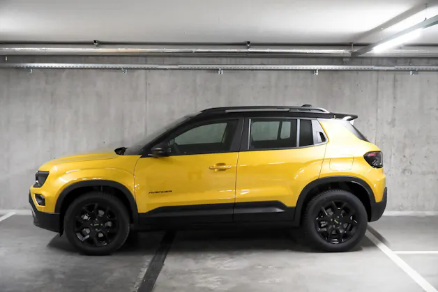 Jeep Avenger 1.2 MHEV Upland 4xe Leasing à partir de 0,99%