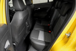 Fahrzeugbild JEEP Avenger 1.2 MHEV Upland 4xe Leasing à partir de 0,99%