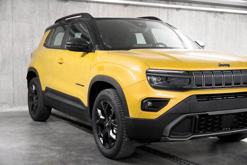 Vehicle image JEEP AVENGER