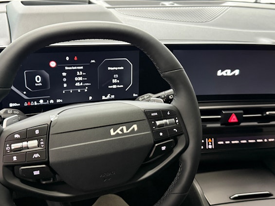 Vehicle image 15 Vehicle image 15