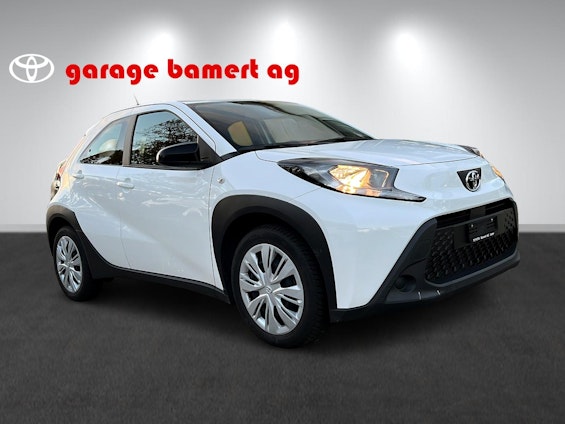 Vehicle image 2 Vehicle image 2