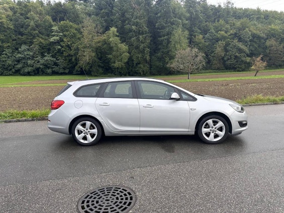 Vehicle image 2 Vehicle image 2