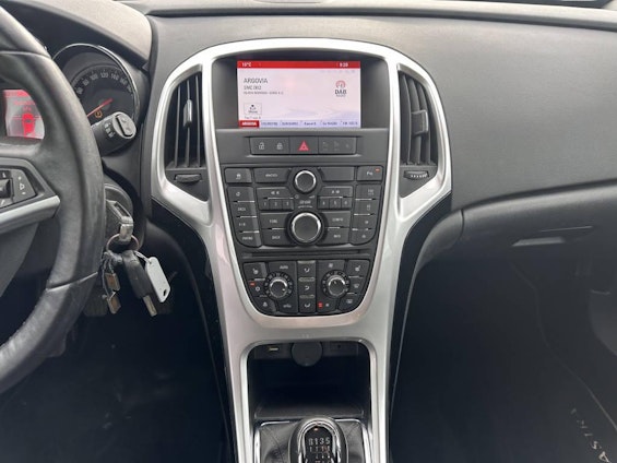 Vehicle image 6 Vehicle image 6