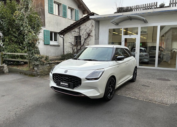 First vehicle image First vehicle image