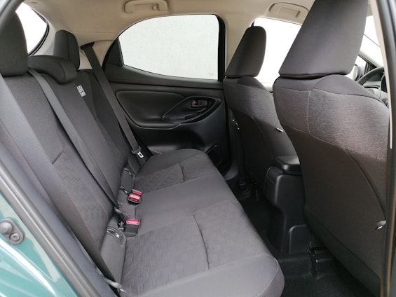Vehicle image 7