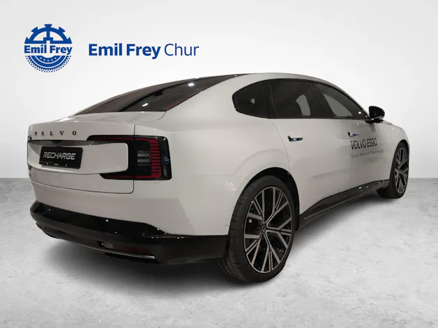 Volvo ES90 Ultra