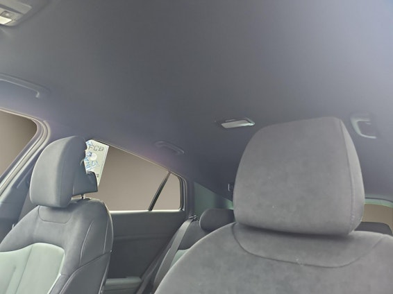 Vehicle image 9 Vehicle image 9