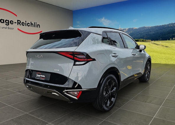 Vehicle image 4 Vehicle image 4