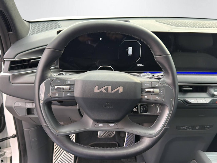 Vehicle image KIA EV9