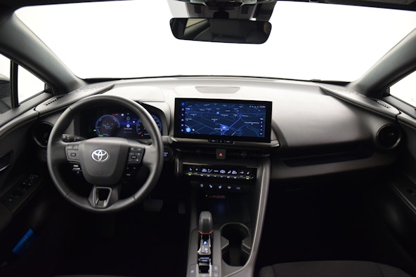 Vehicle image 13