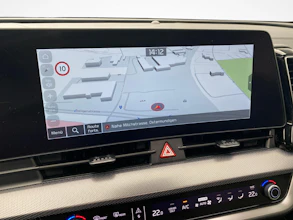 https://vehicle.imgix.net/4006085/42233220-cfa6-43d5-9796-40df34df51c8.jpg
