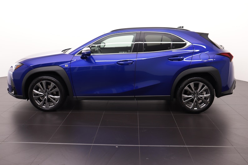 Vehicle image LEXUS UX